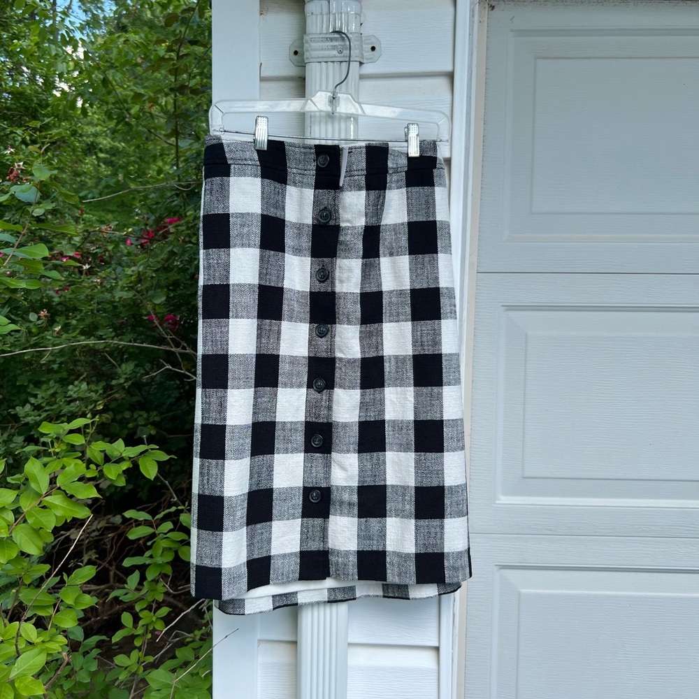 NWT Talbots Pretty Woven Black White Button Down Lined Pencil Skirt